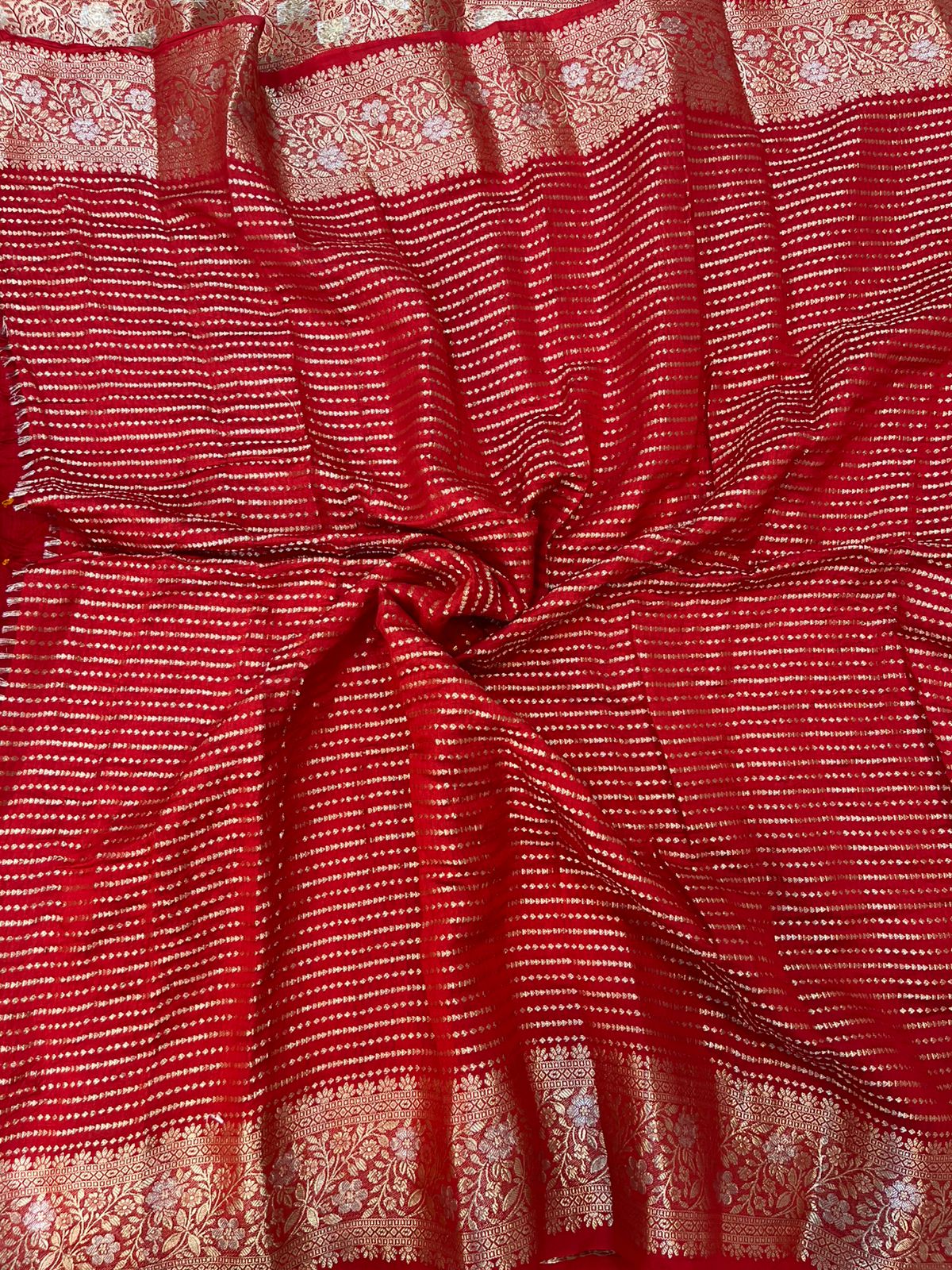 Crimson Red Pure Chiniya Silk Saree - Sonarupa Weave with Traditional Bandhini Work
