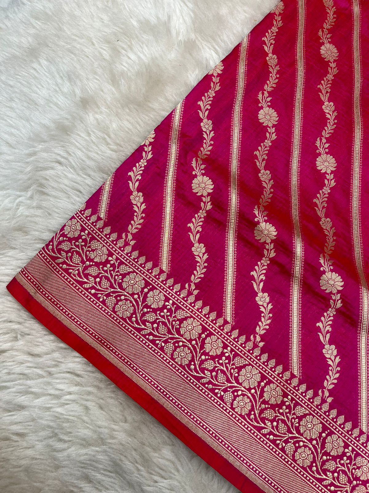 Rani Pink Pure Katan Silk Banarasi Saree with Gold Zari Leheriya Bel
