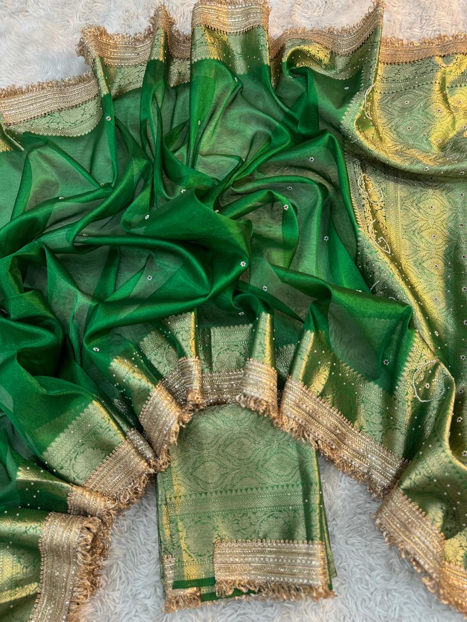 Rama Green Maharani Tissue Silk Saree with Banarasi Zari Pallu,Intricate Stonework,and Designer Lace Border