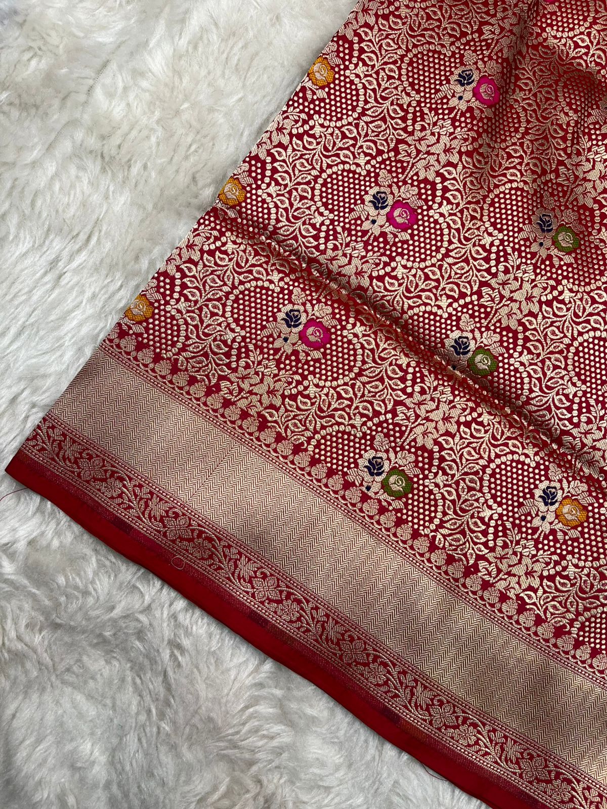 Crimson Red Pure Katan Silk Brocade Saree Featuring Traditional Paisleys and Meenakari Weave