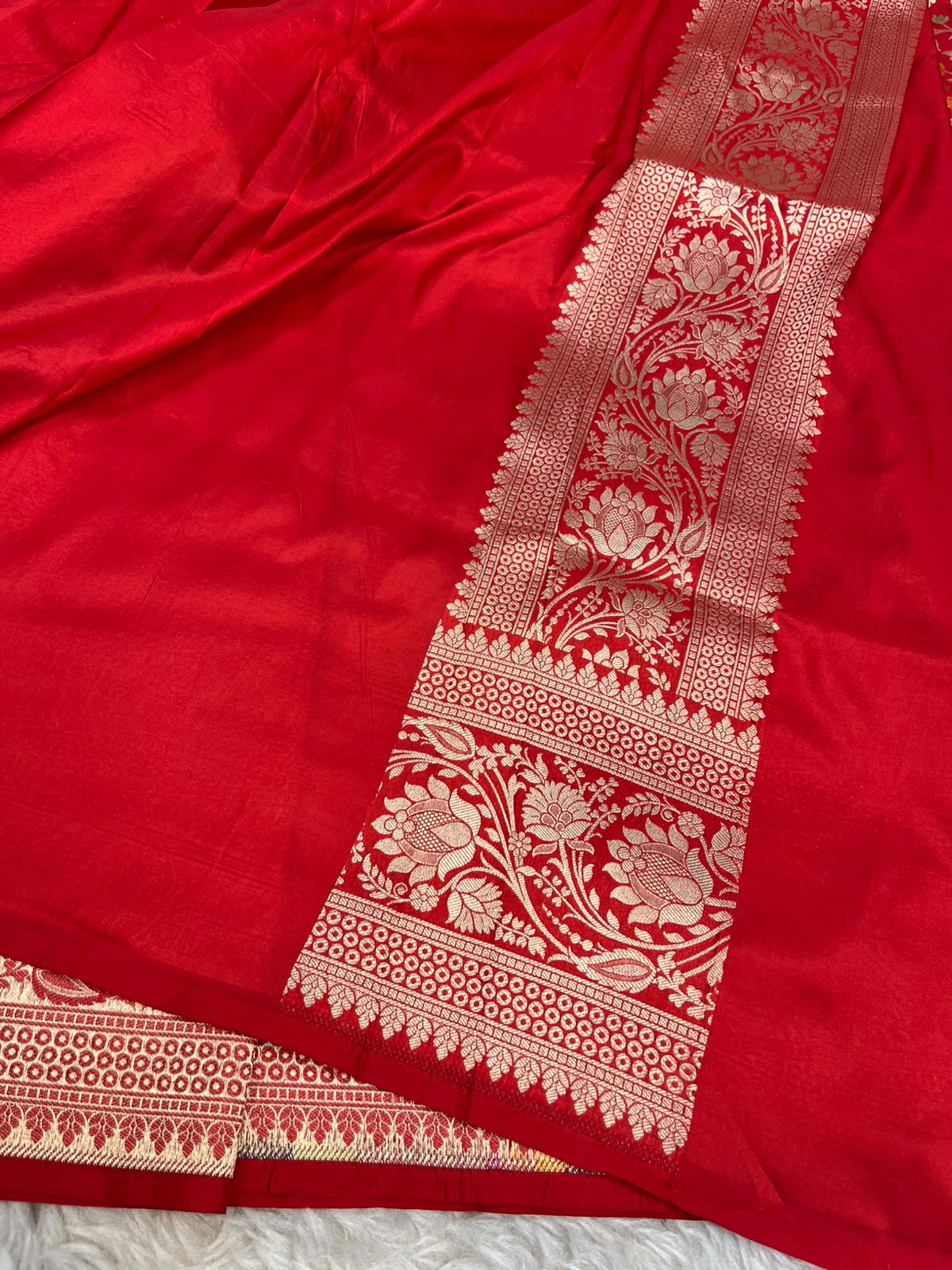 Crimson Red Pure Katan Silk Banarasi Saree with Floral Jaal & Intricate Meenakari