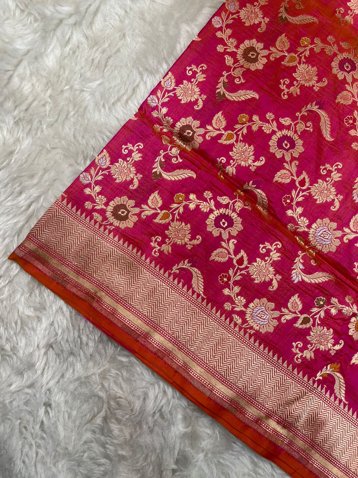 Pure Katan Silk Banarasi Saree – Rani Pink and Orange Dual-Tone Meenakari Floral Jaal with Muted Gold Zari Border