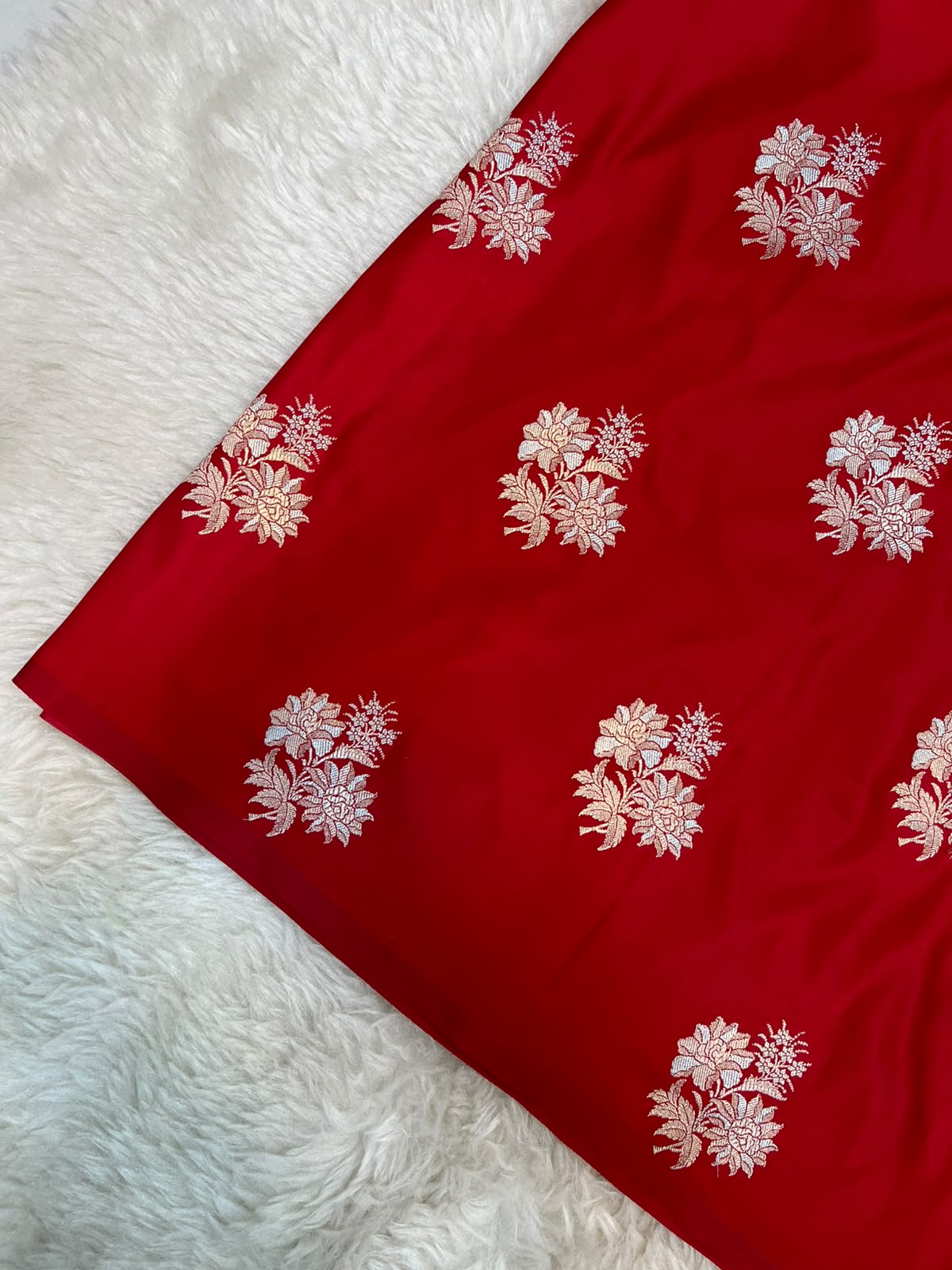 Sindoori Red Mashru Silk Saree featuring Traditional Sonarupa Buta and Jaal Pallu