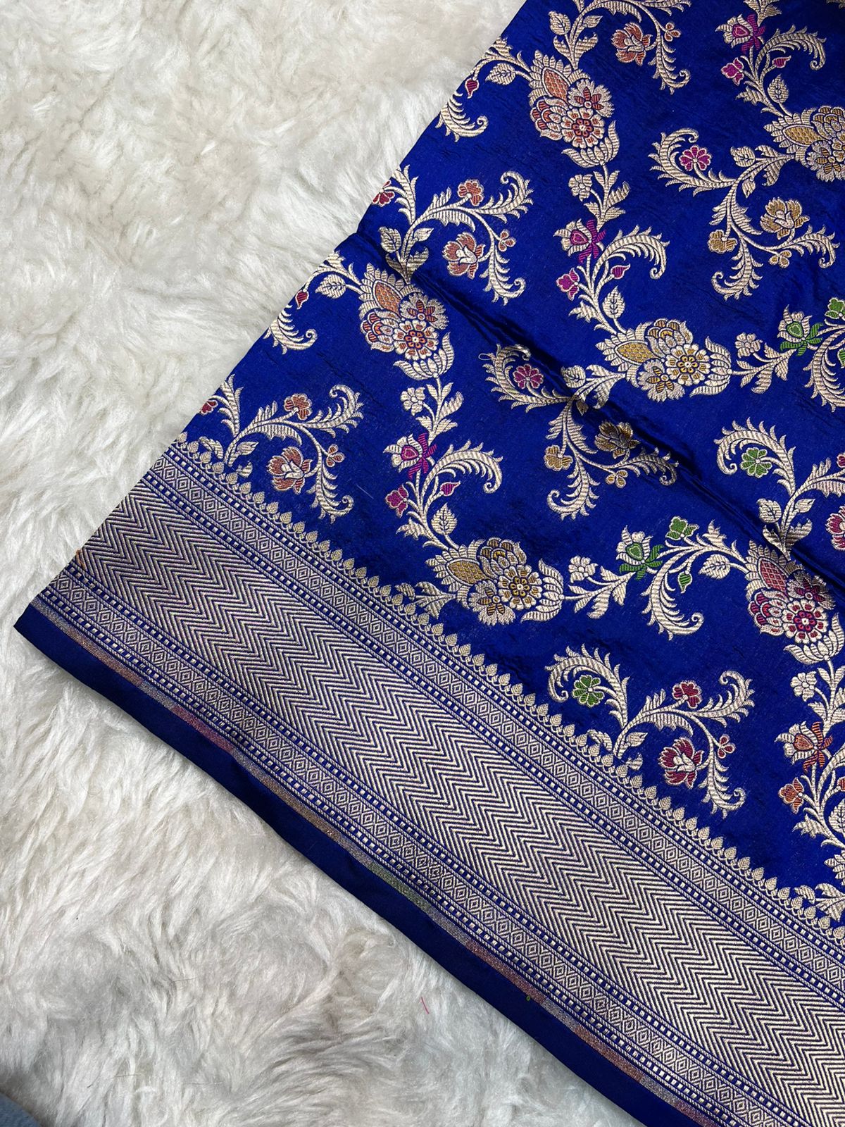 Royal Blue Pure Katan Silk Meenakari Jaal Banarasi Saree with Heavy Pallu