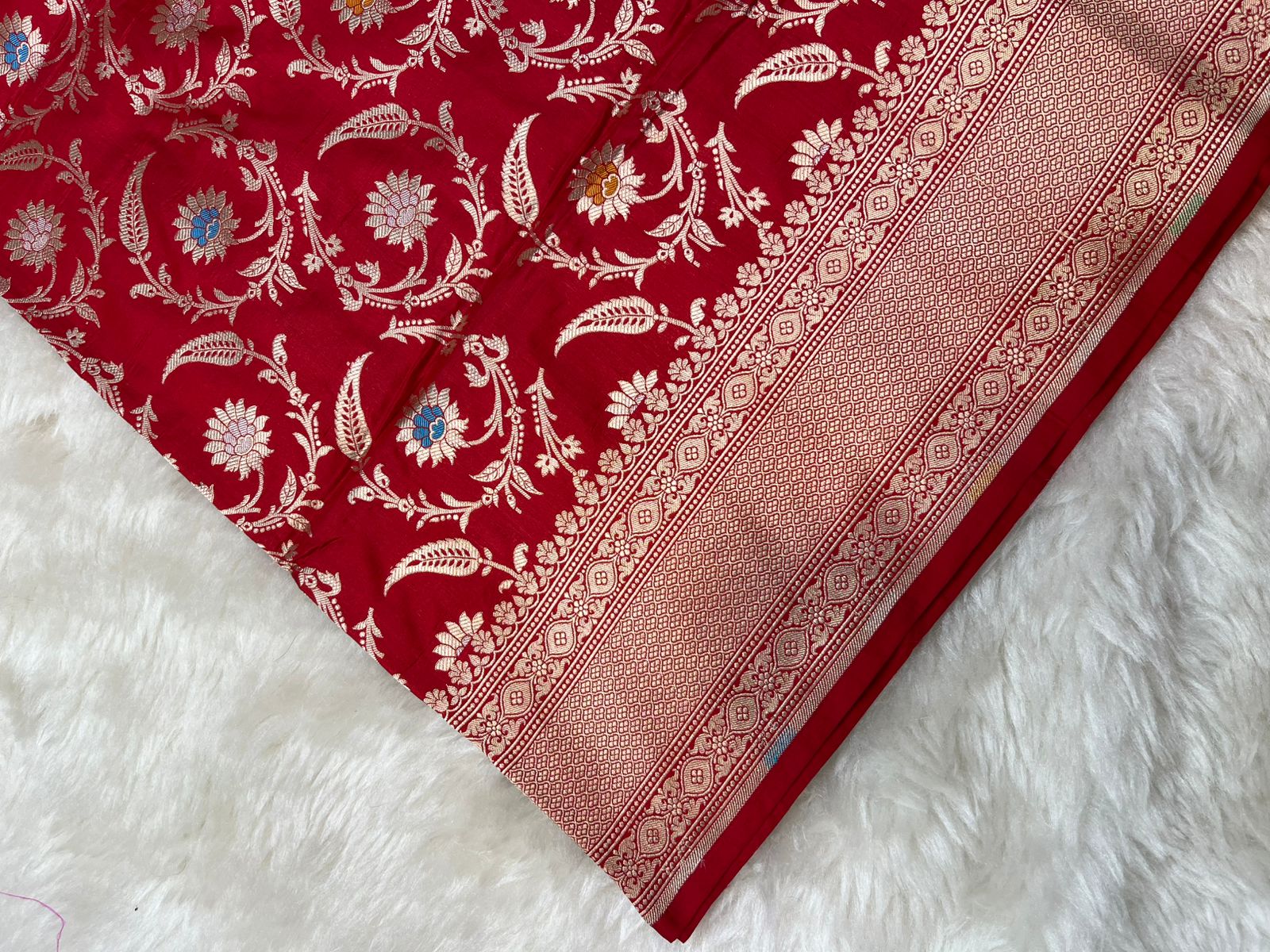 Ceremonial Red Pure Katan Silk Meena Saree – Traditional Banarasi Heritage
