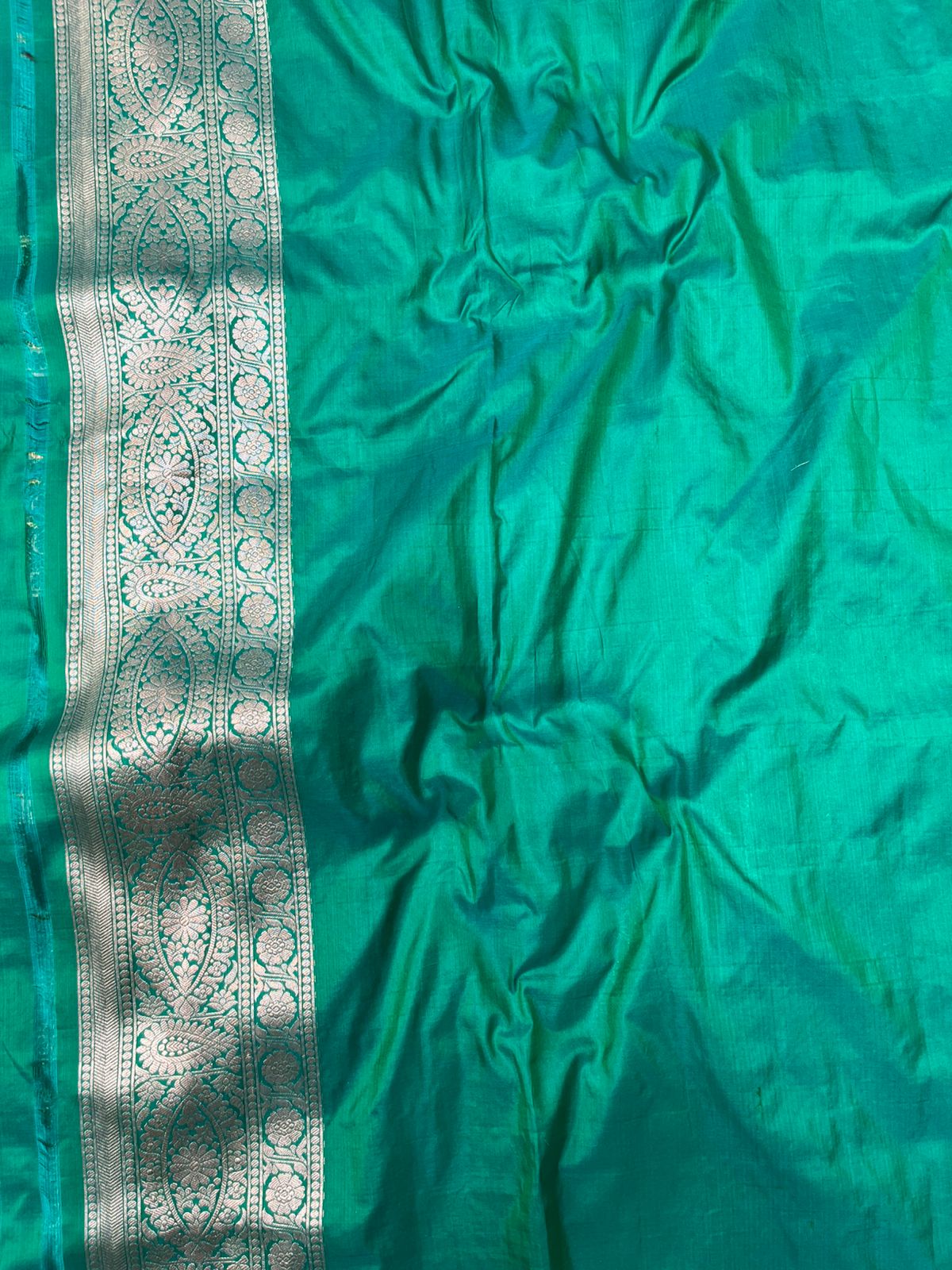 Peacock Green Pure Katan Silk Saree - Heritage Chaukadi Floral Square Weave