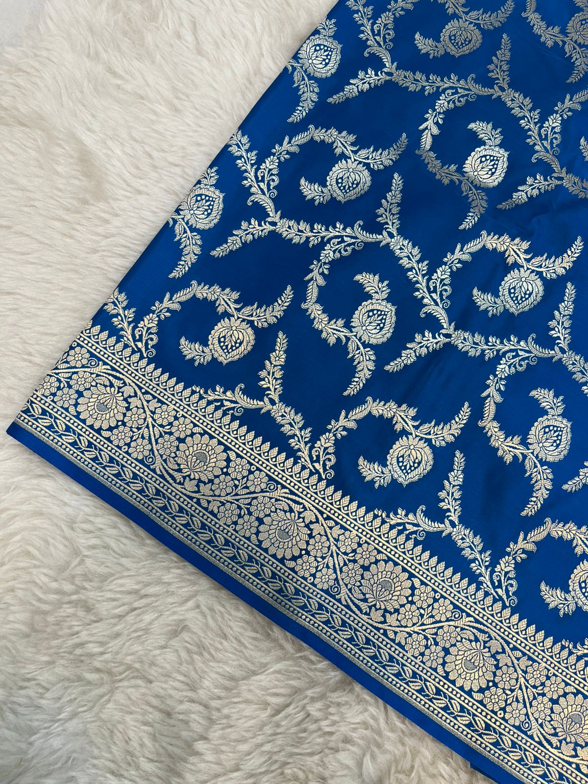 Majestic Peacock Blue Banarasi Mashru Silk Saree with Antique Golden Zari Jaal