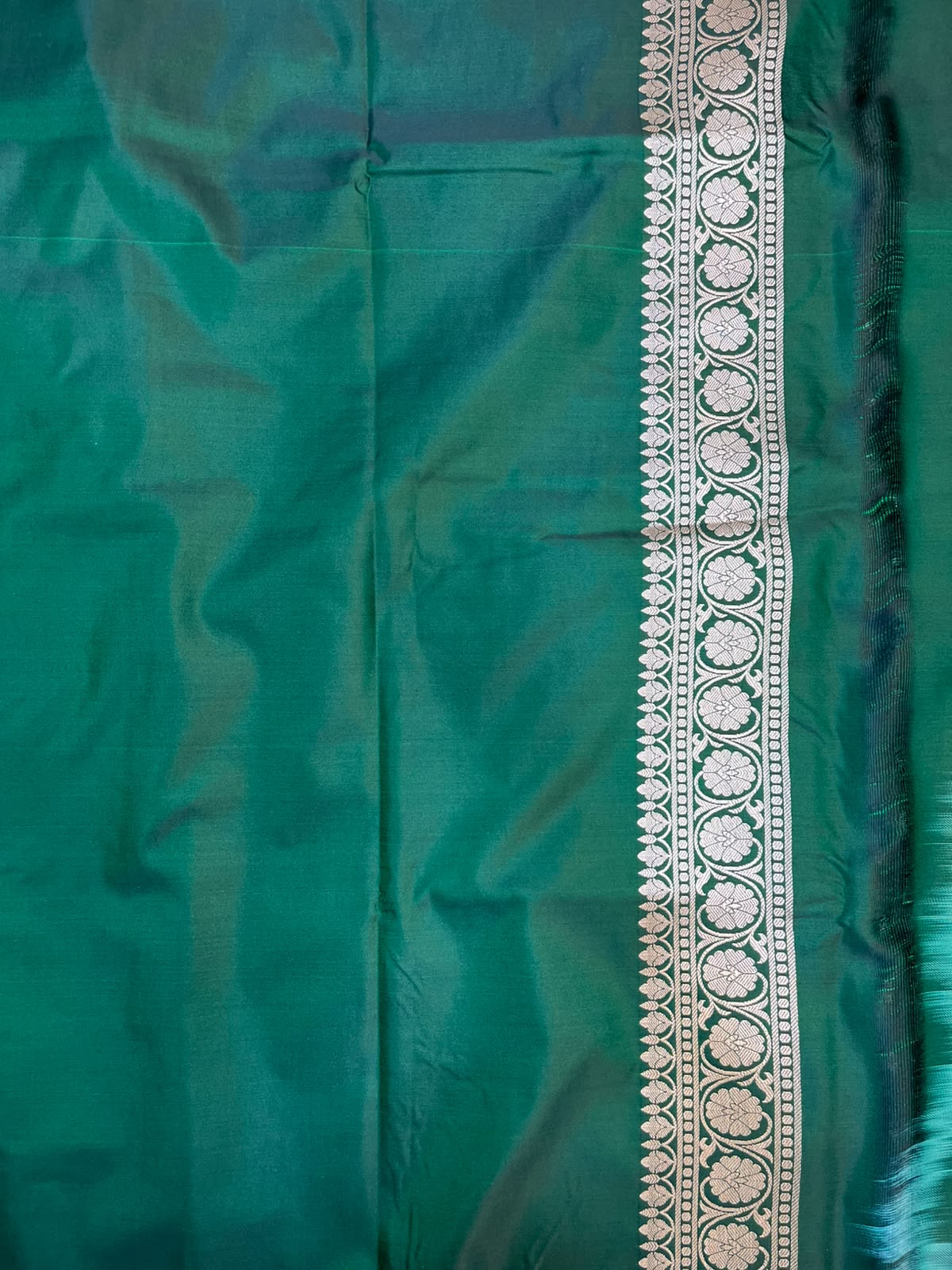 Forest Green Banarasi Mashru Silk Saree | Fine Booti Work & Traditional Border