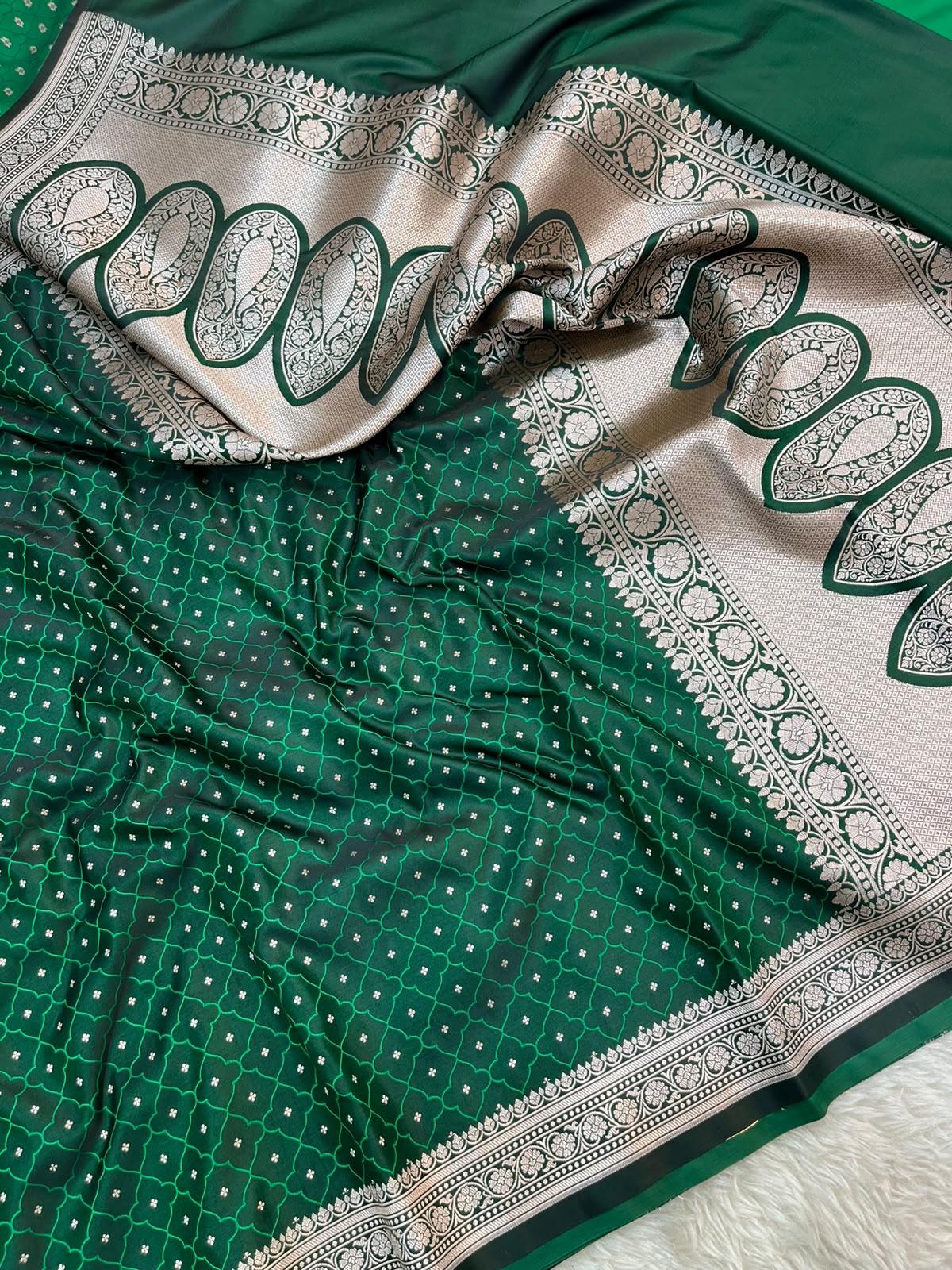 Forest Green Banarasi Mashru Silk Saree | Fine Booti Work & Traditional Border