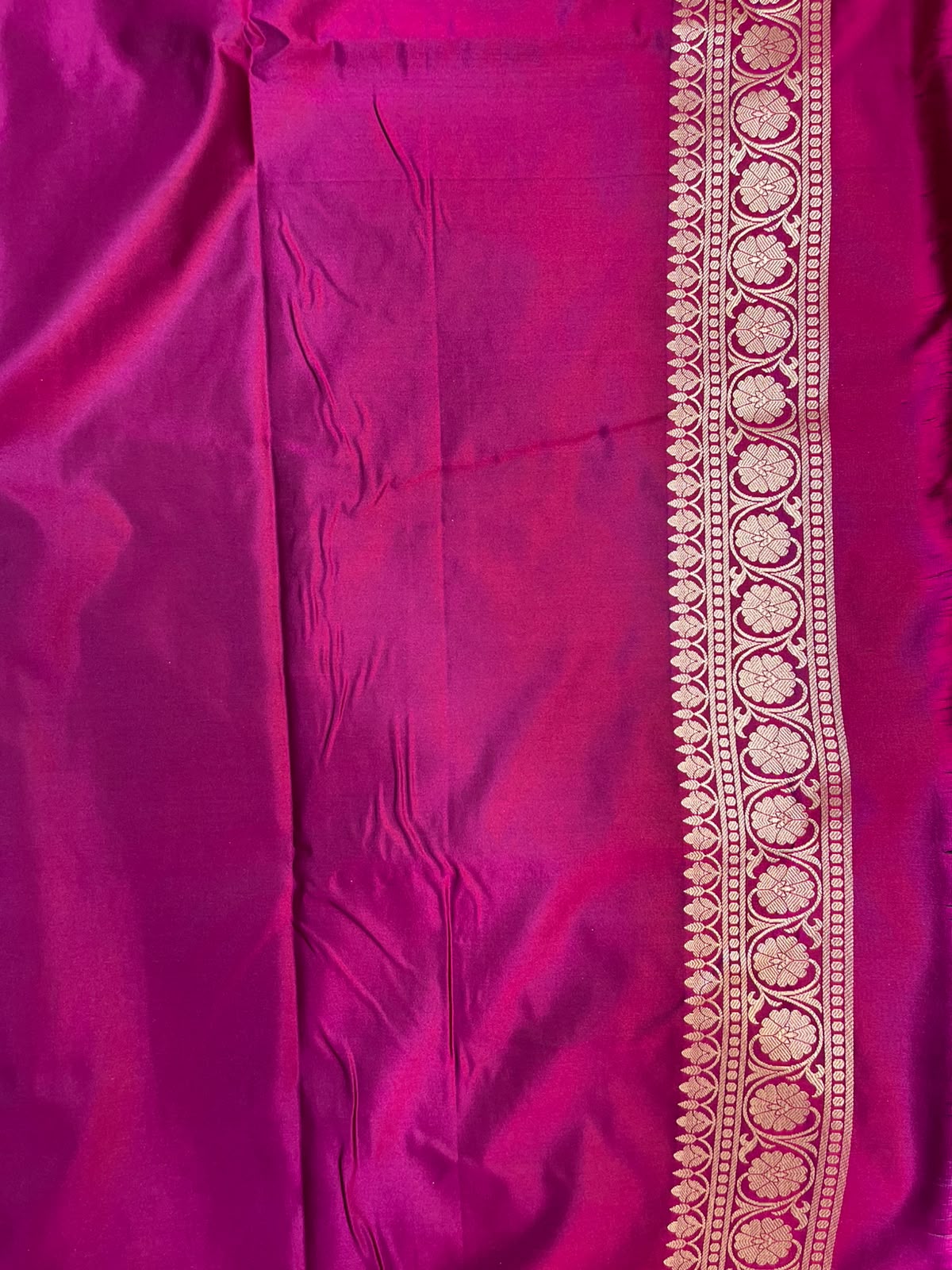 Vibrant Wine Banarasi Mashru Silk Saree | Fine Booti Work & Traditional Border