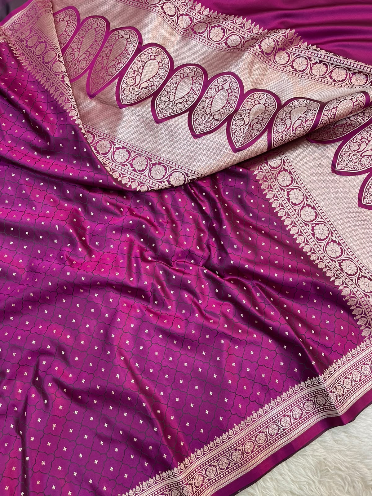 Vibrant Wine Banarasi Mashru Silk Saree | Fine Booti Work & Traditional Border