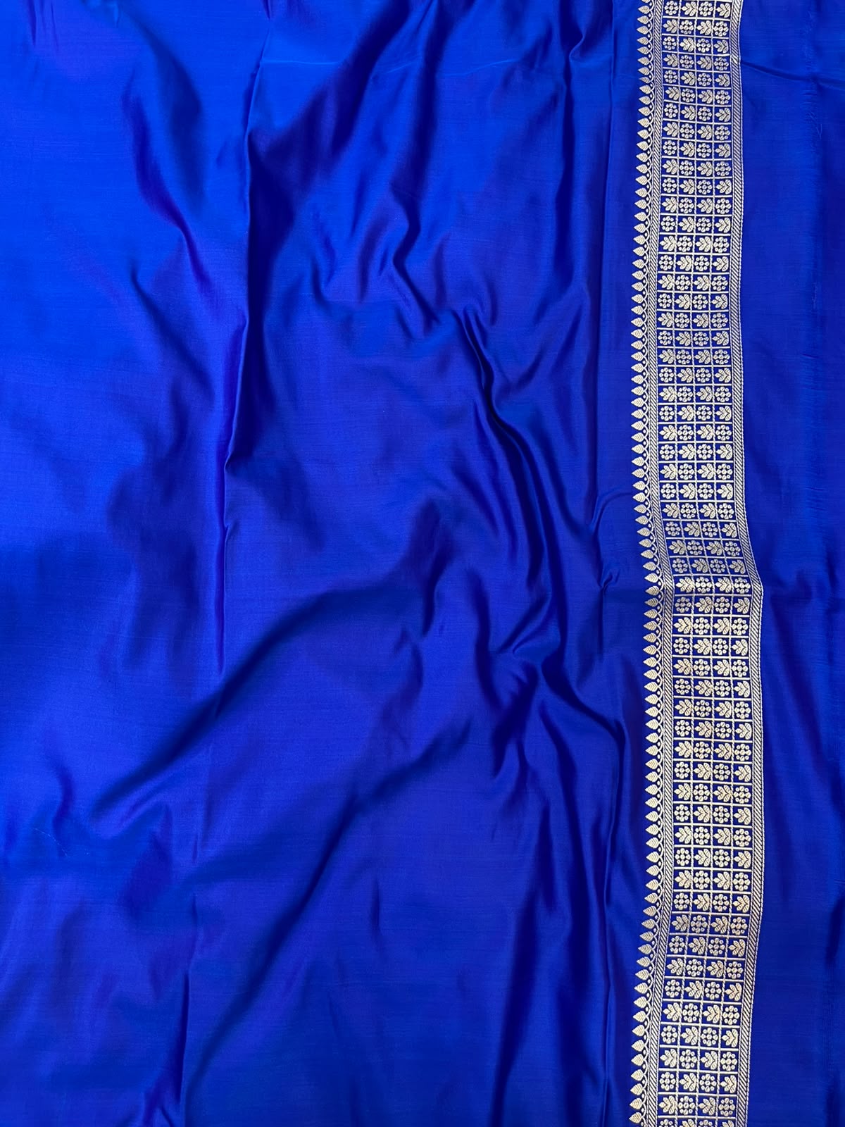 Royal Blue Mashru Silk Saree featuring Traditional Sonarupa Buta and Jaal Pallu