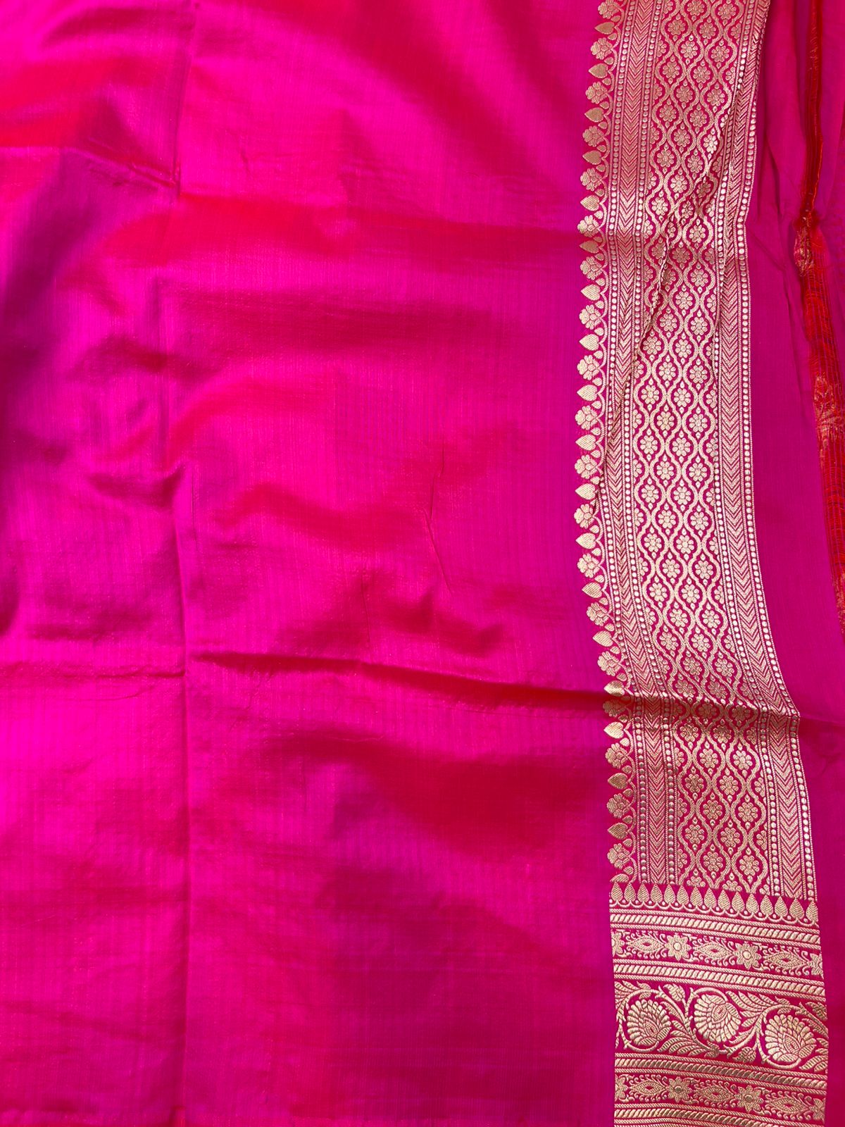 Exquisite Rani Pink Pure Katan Silk Banarasi Saree with All-Over Floral Jaal