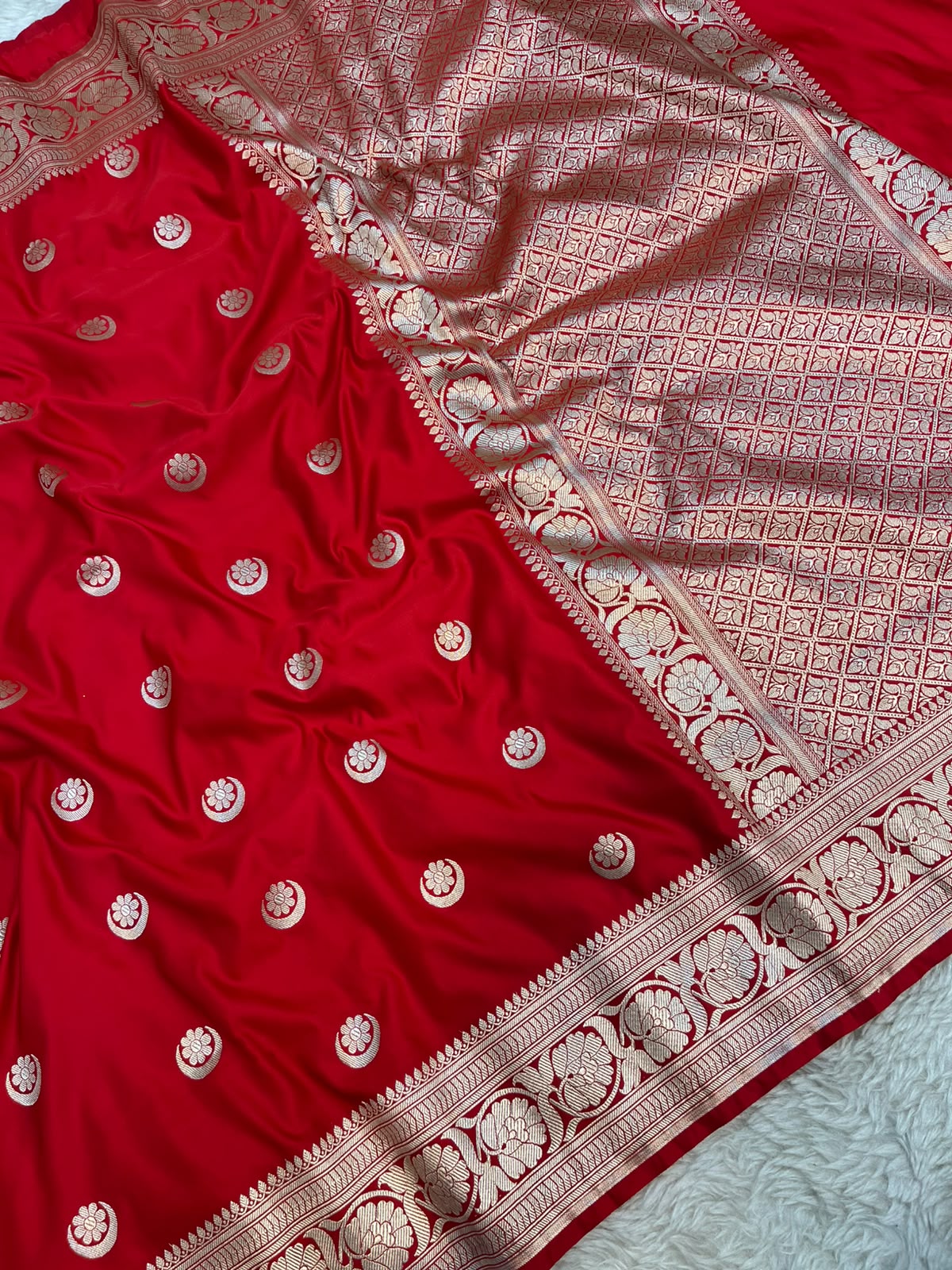 Scarlet Red Satin Silk Banarasi Saree with Gold Zari Chand Tara Booti & Rich Jacquard Pallu