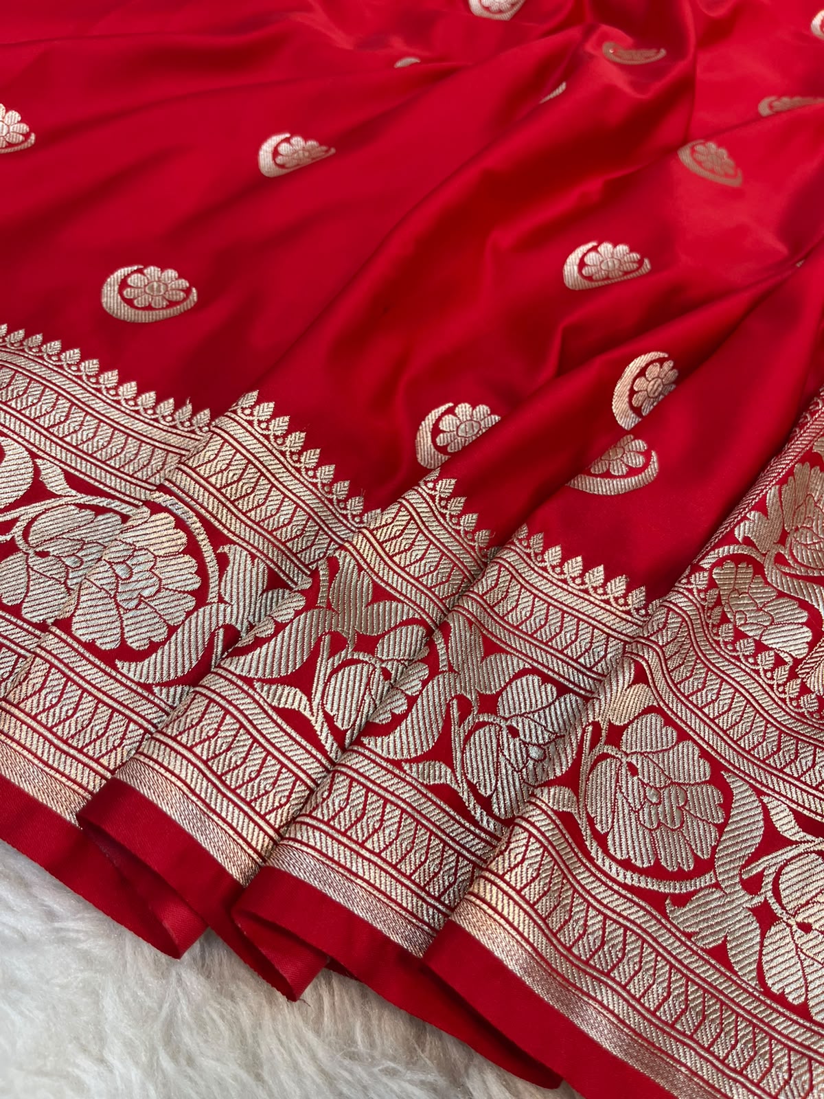 Scarlet Red Satin Silk Banarasi Saree with Gold Zari Chand Tara Booti & Rich Jacquard Pallu