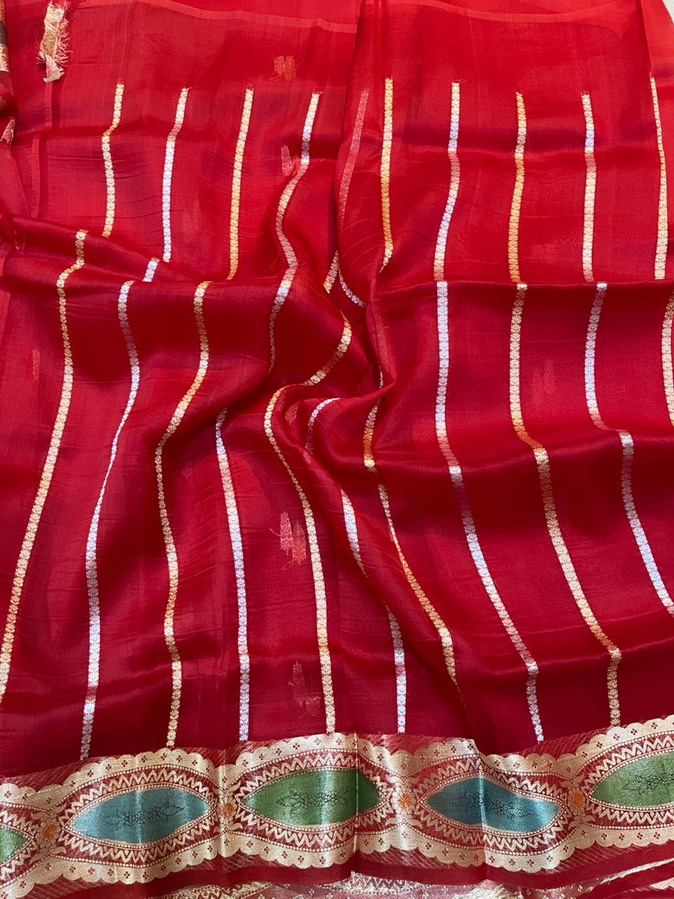 Exquisite Crimson Red Pure Organza Banarasi Saree with Meenakari Border & Zari Leaf Butis