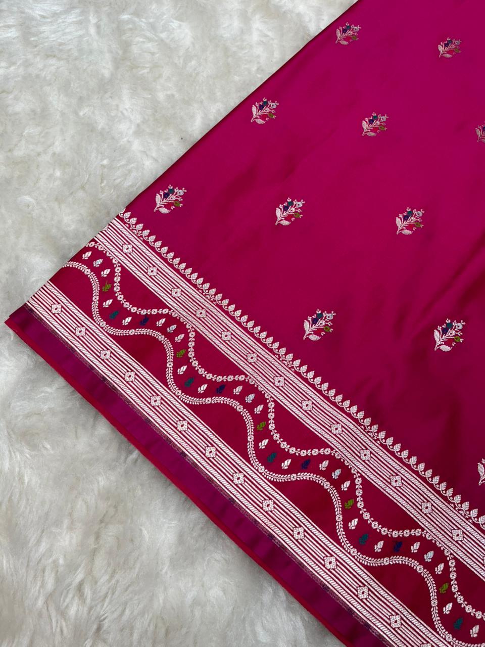 Vibrant Magenta Pink Mashru Silk Saree with Gold Zari Floral Bootis & Contemporary Wavy Border