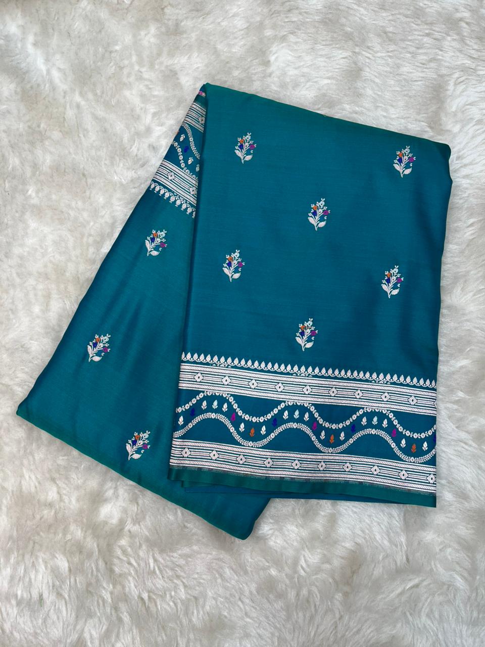 Majestic Deep Teal Mashru Silk Saree with Gold Zari Floral Bootis & Contemporary Wavy Border